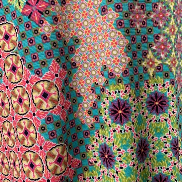 Women’s Annabelle Bell Sleeve Blouse Size Large EUC - Picture 3 of 9